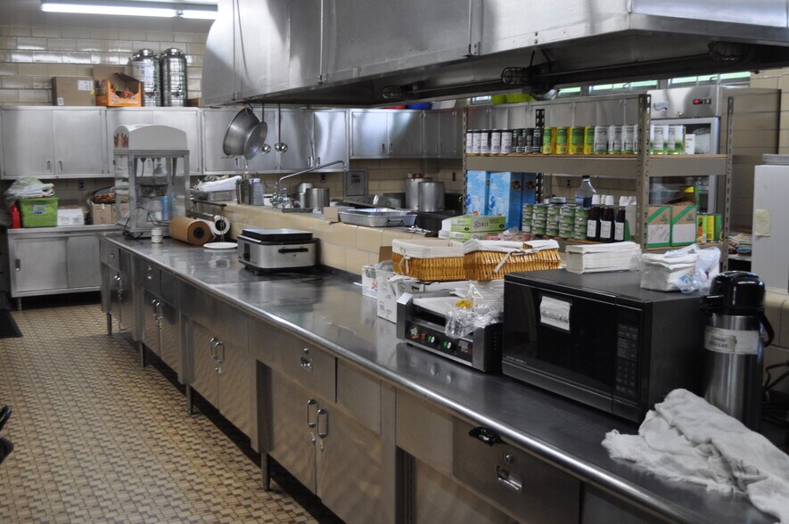 More Photos Of 2300 Mahantongo St, Pottsville Theater Concert Hall For Sale