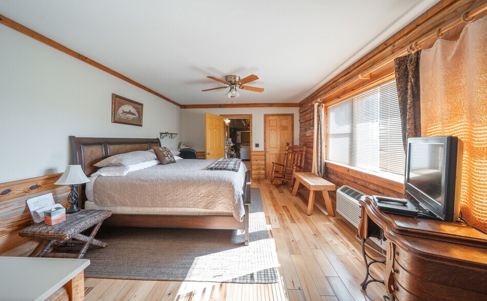 More Photos Of 15270 Cedarstone Drive, Eminence Land For Sale