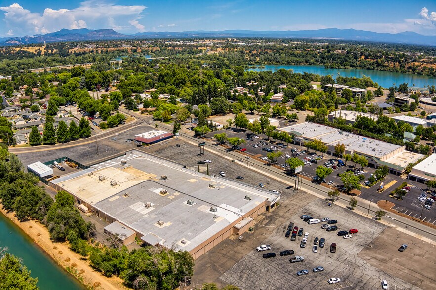 More Photos Of 2340 Athens Ave, Redding Unknown For Lease