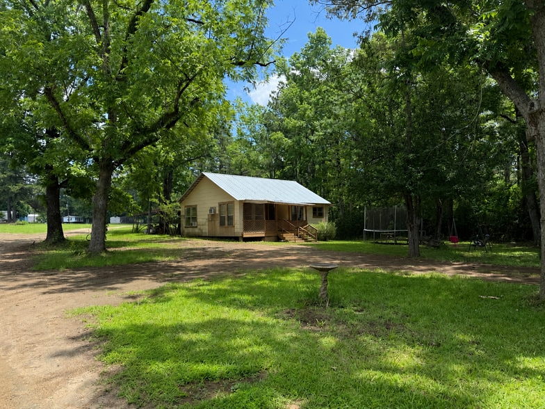 More Photos Of 456 Jeans TLPK, Hemphill Manufactured Housing Mobile Home Park For Sale