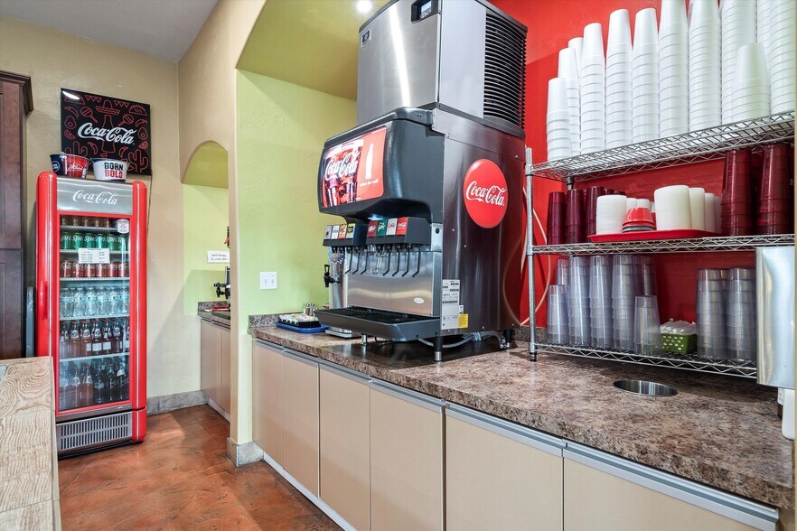 More Photos Of 706 N Old Hwy 77, Mammoth Restaurant For Sale