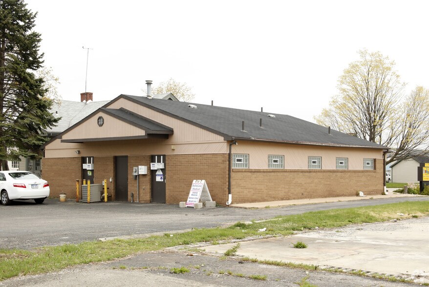 More Photos Of 355 Main St, Belleville Medical For Lease