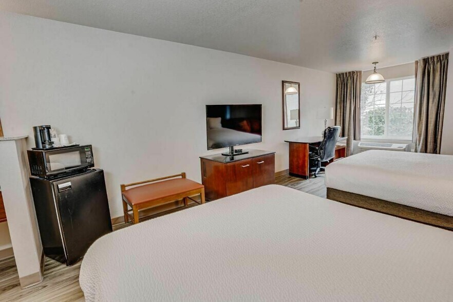 More Photos Of 3430 NE Hwy 101, Lincoln City Hospitality For Sale