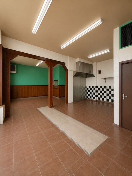 More Photos Of 3965-3973 Bronxwood Ave, Bronx Storefront For Lease