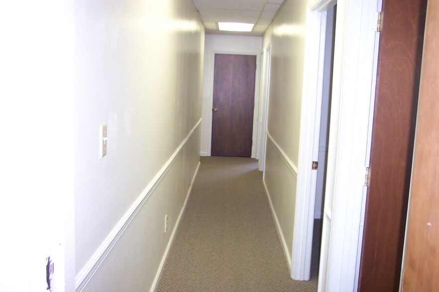 More Photos Of 2175 Highpoint Rd, Snellville Coworking Space