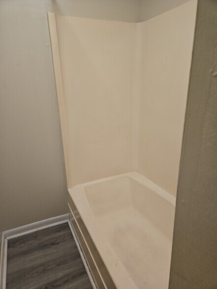 More Photos Of 4305 Rosehill Rd, Fayetteville Multifamily For Sale