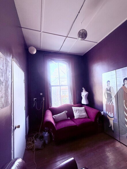 More Photos Of 220 Main St, Saugerties Storefront Retail Residential For Sale