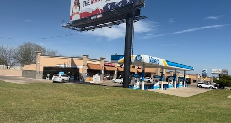 More Photos Of 305 E Stan Schlueter Loop, Killeen Storefront Retail Office For Sale