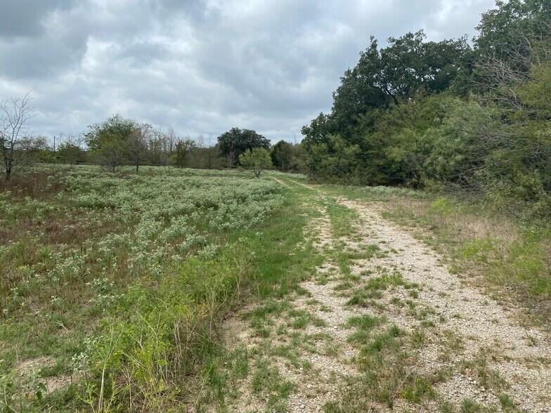 More Photos Of 9000 County Road 113, Kaufman Land For Lease
