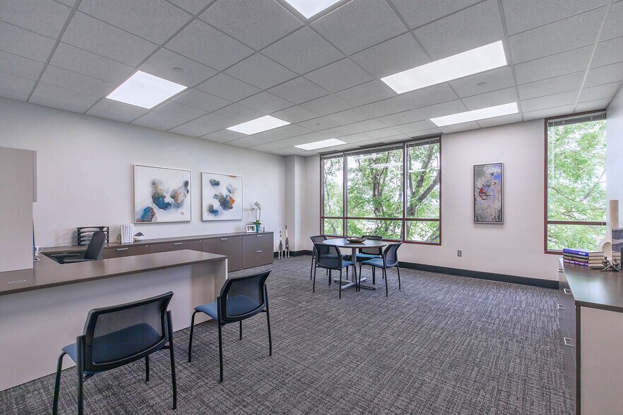 More Photos Of 4801 Gaillardia Pky, Oklahoma City Office For Lease