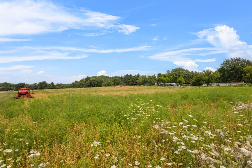 Primary Photo Of Lot 1-3 KDR Ct, Green Lk, Green Lake Land For Sale