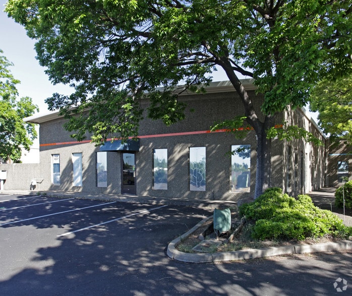 More Photos Of 11362 Monier Park Pl, Rancho Cordova Warehouse For Sale