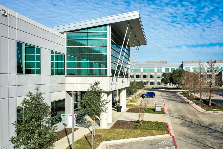 More Photos Of 13620 Ranch Road 620 N, Austin Unknown For Lease