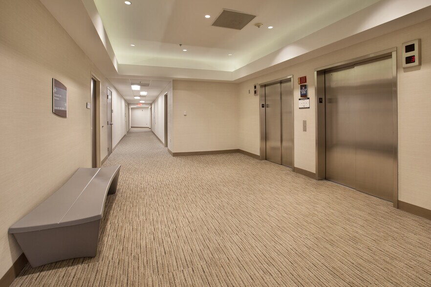 More Photos Of 3650 Joseph Siewick Dr, Fairfax Medical For Lease