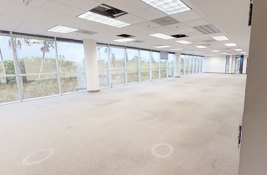 More Photos Of 600 Corporate Dr, Fort Lauderdale Unknown For Lease