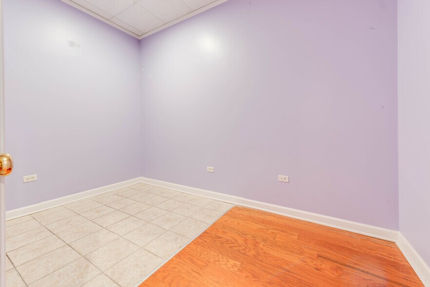 More Photos Of 1855-1923 W Diversey Pky, Chicago Apartments For Sale