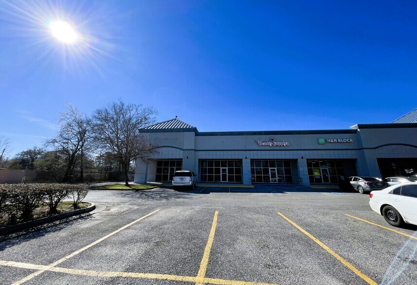 More Photos Of 5810 Main St, Zachary Unknown For Lease