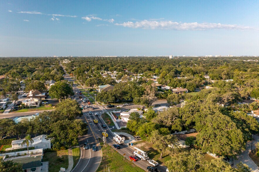 More Photos Of 2200 49th St N, Saint Petersburg Medical For Sale