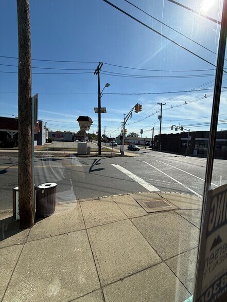 More Photos Of 189 Front St, South Plainfield Storefront Retail Residential For Lease