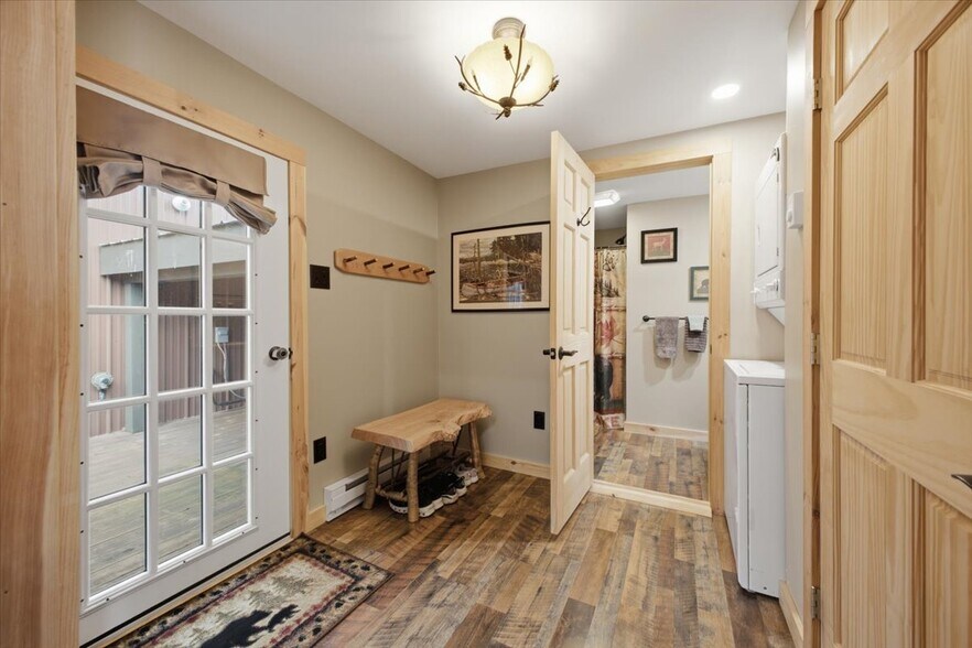 More Photos Of 6275 State Highway 30, Indian Lake Flex For Sale
