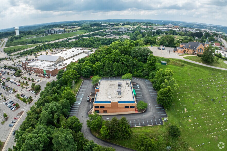 More Photos Of 133 Church Hill Rd, McKees Rocks Medical For Sale