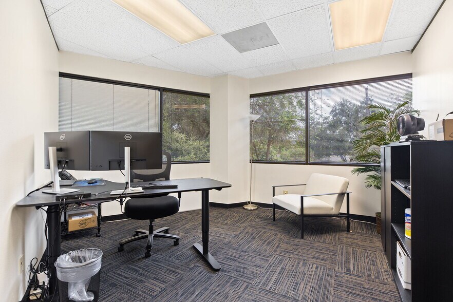 More Photos Of 1101 S Capital Of Texas Hwy, West Lake Hills Office For Lease