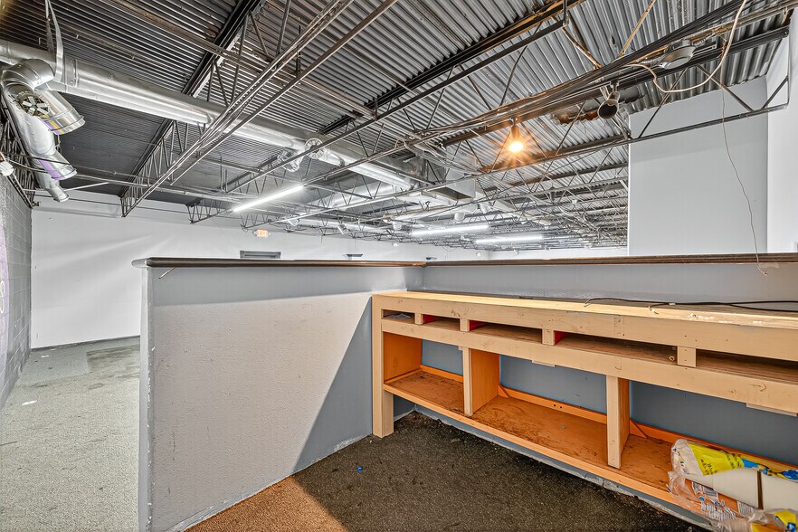 More Photos Of 13001-13011 Fondren Rd, Houston Unknown For Lease