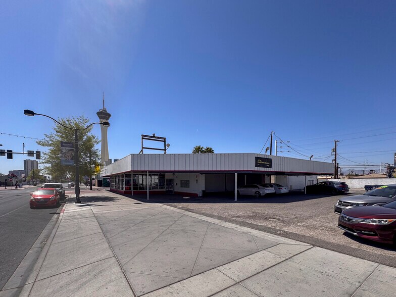 More Photos Of 1416 S Main Street, Las Vegas General Retail For Lease