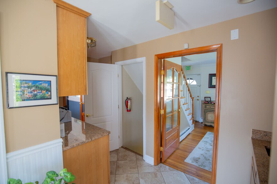 More Photos Of 524 S Main St, Bel Air Office For Sale