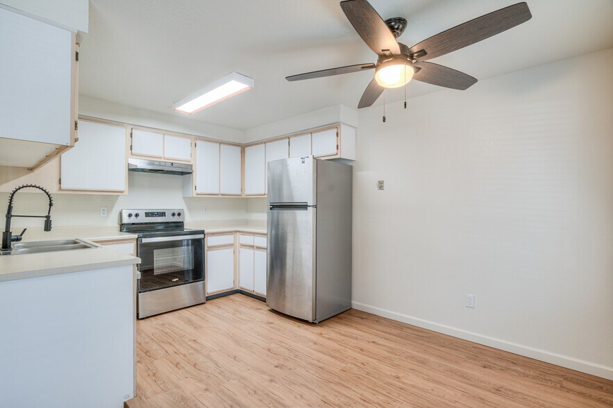 More Photos Of 1330 NE Purcell Blvd, Bend Apartments For Sale