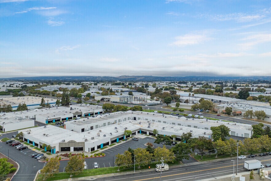 More Photos Of 23785 Cabot Blvd, Hayward Unknown For Lease