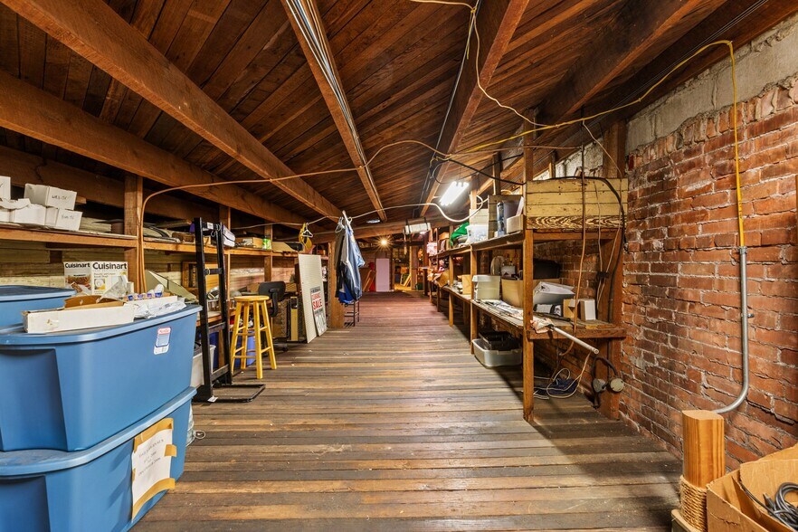 More Photos Of 5 S Main St, High Springs Freestanding For Sale