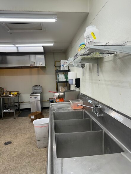 More Photos Of 509 National Hwy, Thomasville Convenience Store For Sale