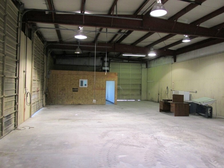 More Photos Of 5513 Highway 348, Delta Warehouse For Sale