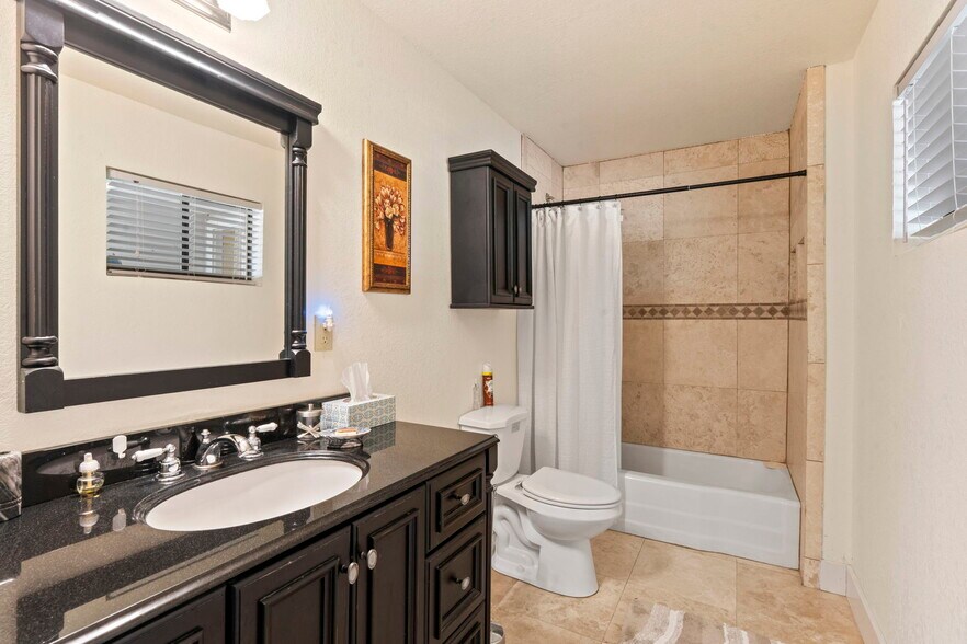 More Photos Of 3345 E Austin St, Giddings Land For Sale