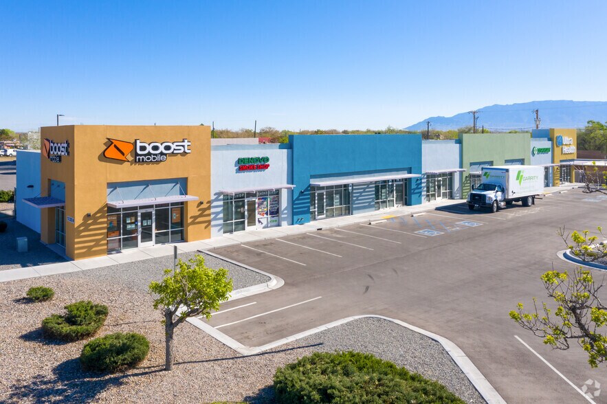 Primary Photo Of 100 Coors Blvd NW, Albuquerque Auto Repair For Sale