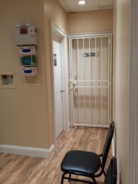 More Photos Of 2715 Fannin St, Houston Medical For Sale