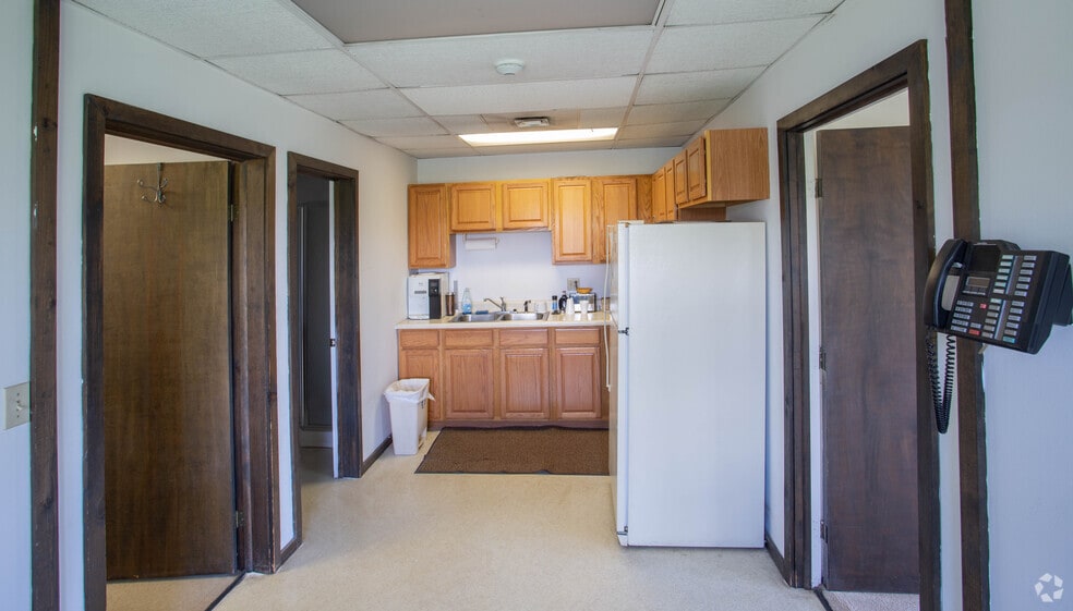 More Photos Of 37 Colonel Lindbergh Ln, Moscow Airport For Sale