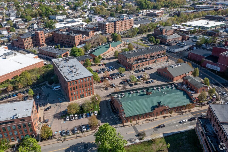 More Photos Of 325 Valley St, Providence Unknown For Lease