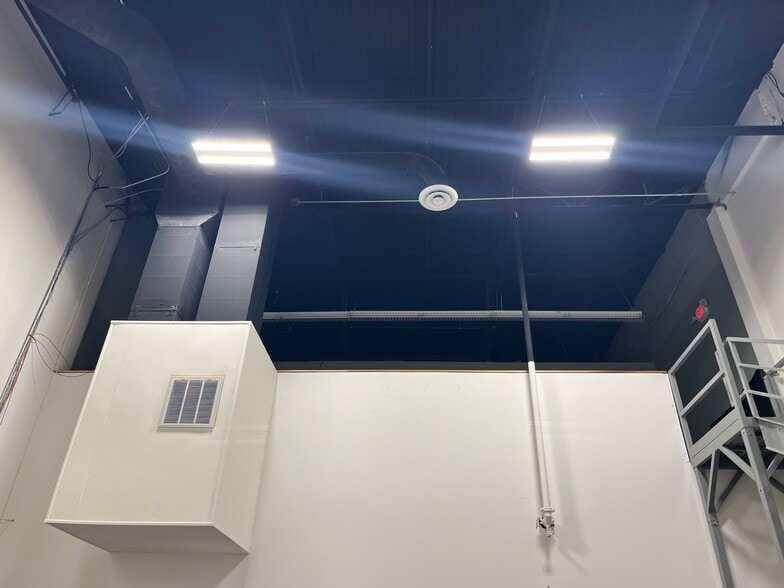 More Photos Of 2730 N Berkeley Lake Rd NW, Duluth Light Distribution For Sale