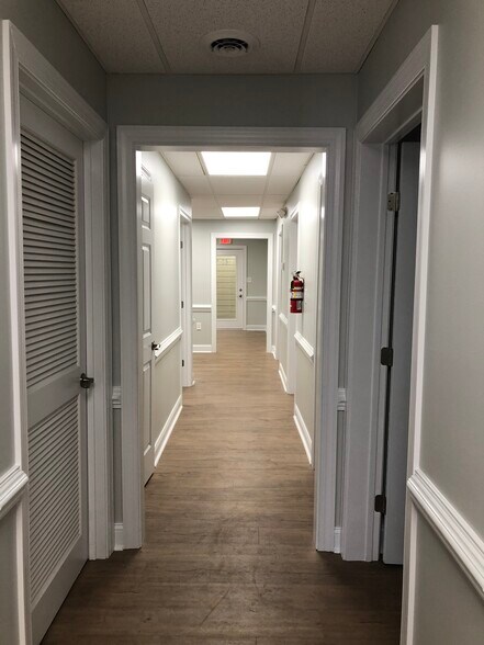 More Photos Of 445 Western Blvd, Jacksonville Medical For Lease