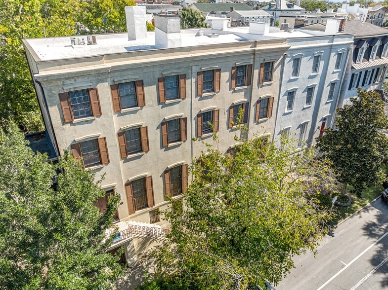More Photos Of 120-124 W Liberty St, Savannah Office Residential For Sale