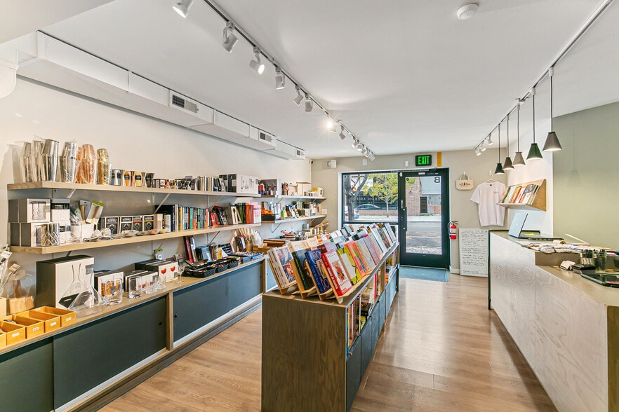 More Photos Of 3264 Larimer St, Denver Restaurant For Sale