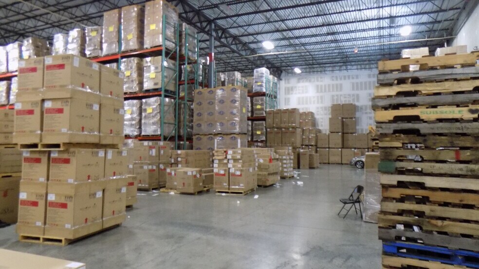 More Photos Of 701 Boutwell Rd, Lake Worth Unknown For Lease