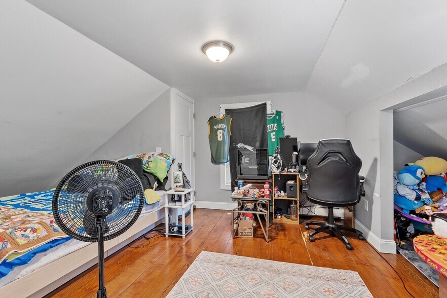 More Photos Of 22 Goddard St, Southbridge Apartments For Sale