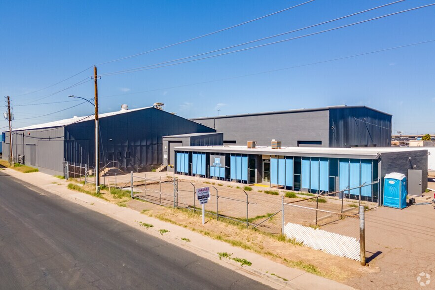 More Photos Of 1880 W Fillmore St, Phoenix Warehouse For Sale