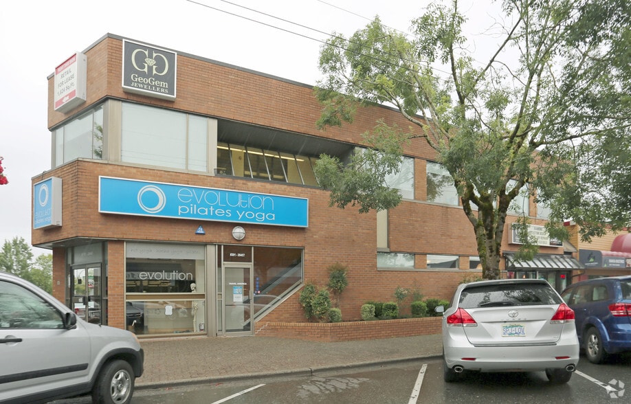 More Photos Of 20457 Fraser Hwy, Langley Storefront Retail Office For Lease