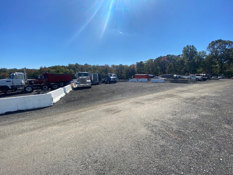 More Photos Of 6600 Foxley Rd, Upper Marlboro Land For Lease