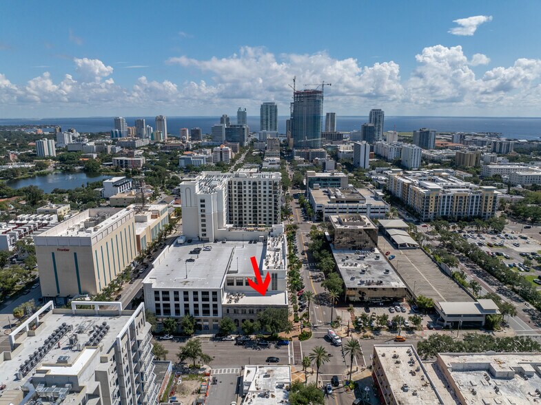 More Photos Of 895 Central Ave, Saint Petersburg Office For Lease