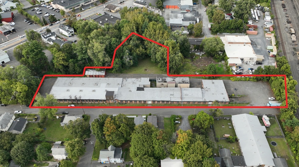 More Photos Of 15 Deyo St, Kingston Warehouse For Sale